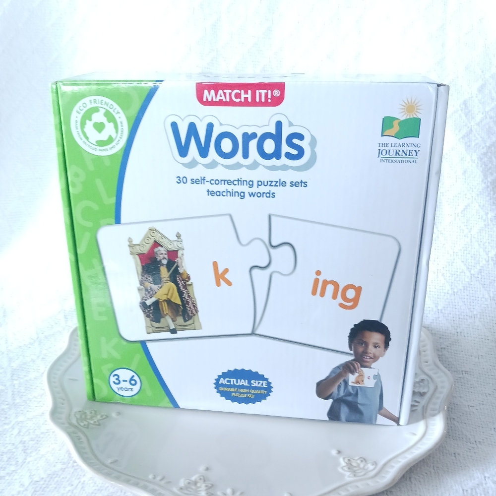 The Learning Journey International MATCH IT! Words 30 Count